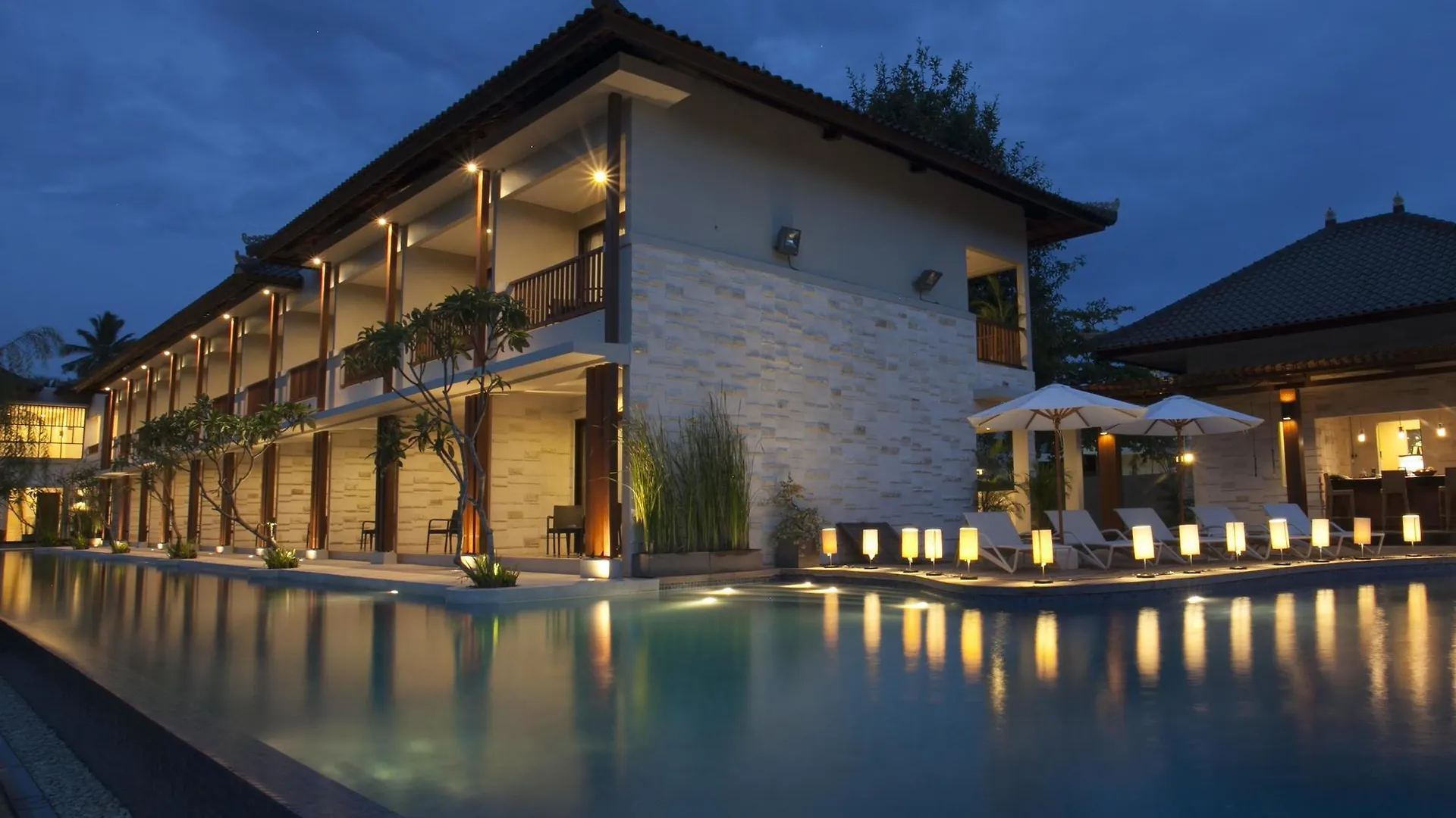 Grand Whiz Hotel Nusa Dua