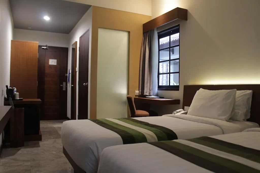 Grand Whiz Hotel Nusa Dua