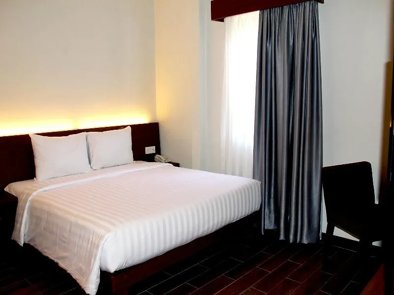 Grand Whiz Hotel Nusa Dua