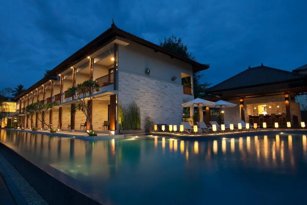 Grand Whiz Hotel Nusa Dua  4*, Nusa Dua (Bali)