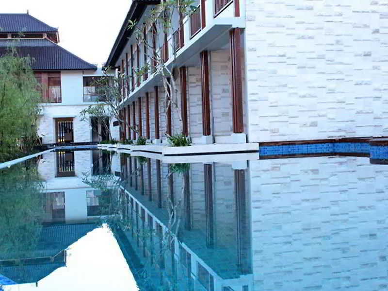 Grand Whiz Hotel Nusa Dua