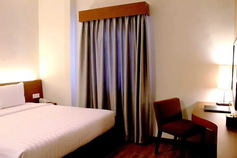 Grand Whiz Hotel Nusa Dua