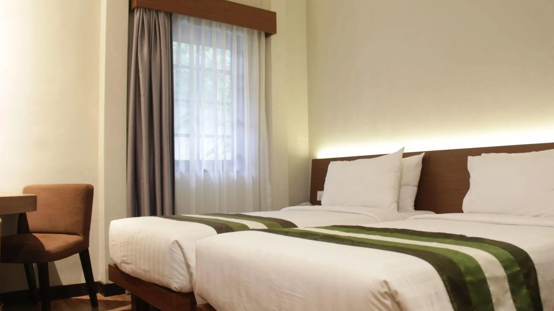 Grand Whiz Hotel Nusa Dua