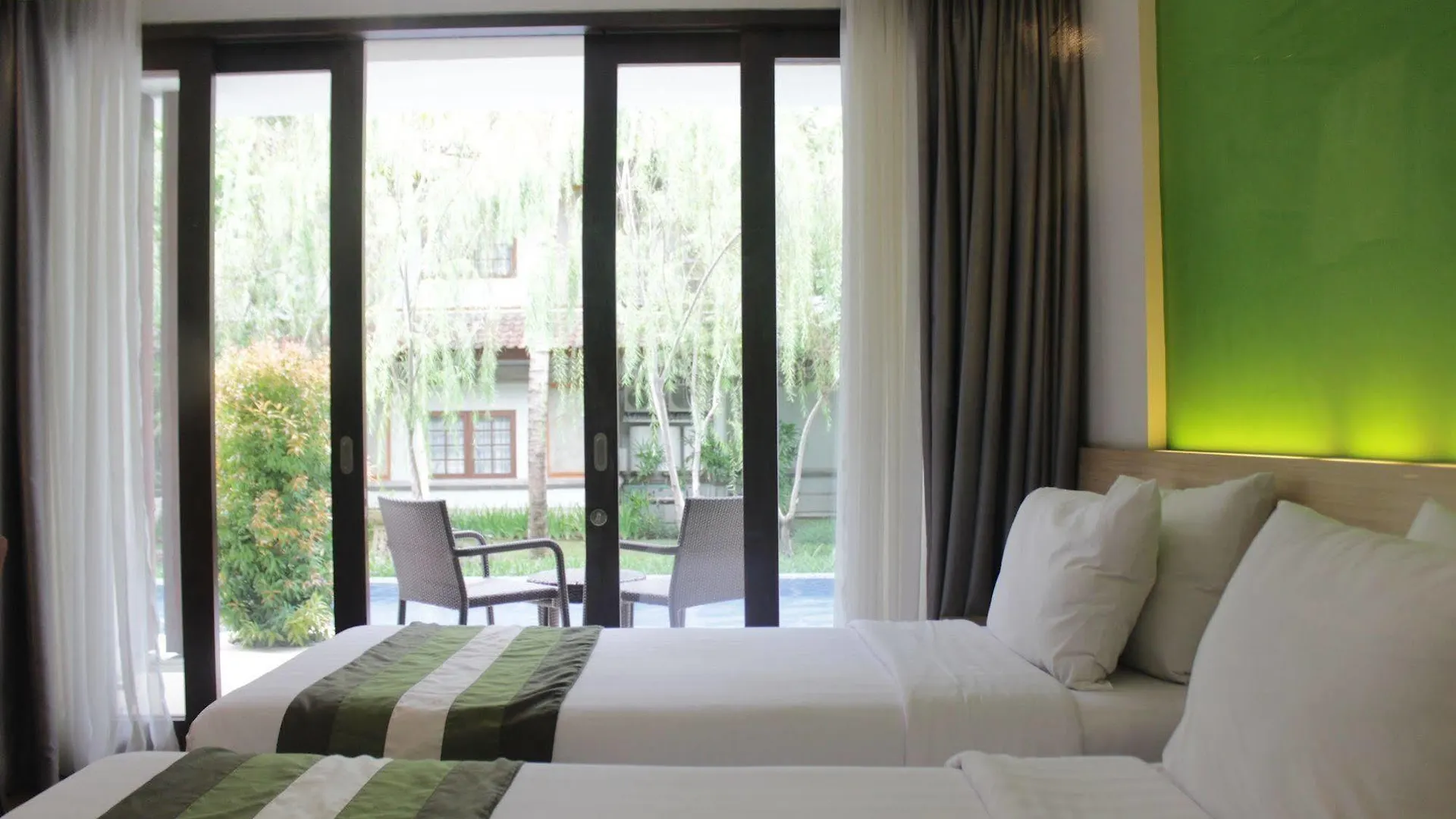 Grand Whiz Hotel Nusa Dua  4*, Nusa Dua (Bali)