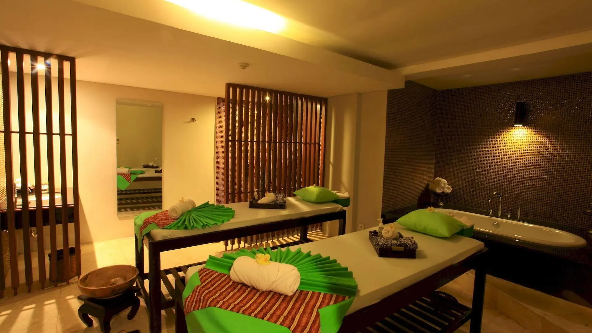 Grand Whiz Hotel Nusa Dua